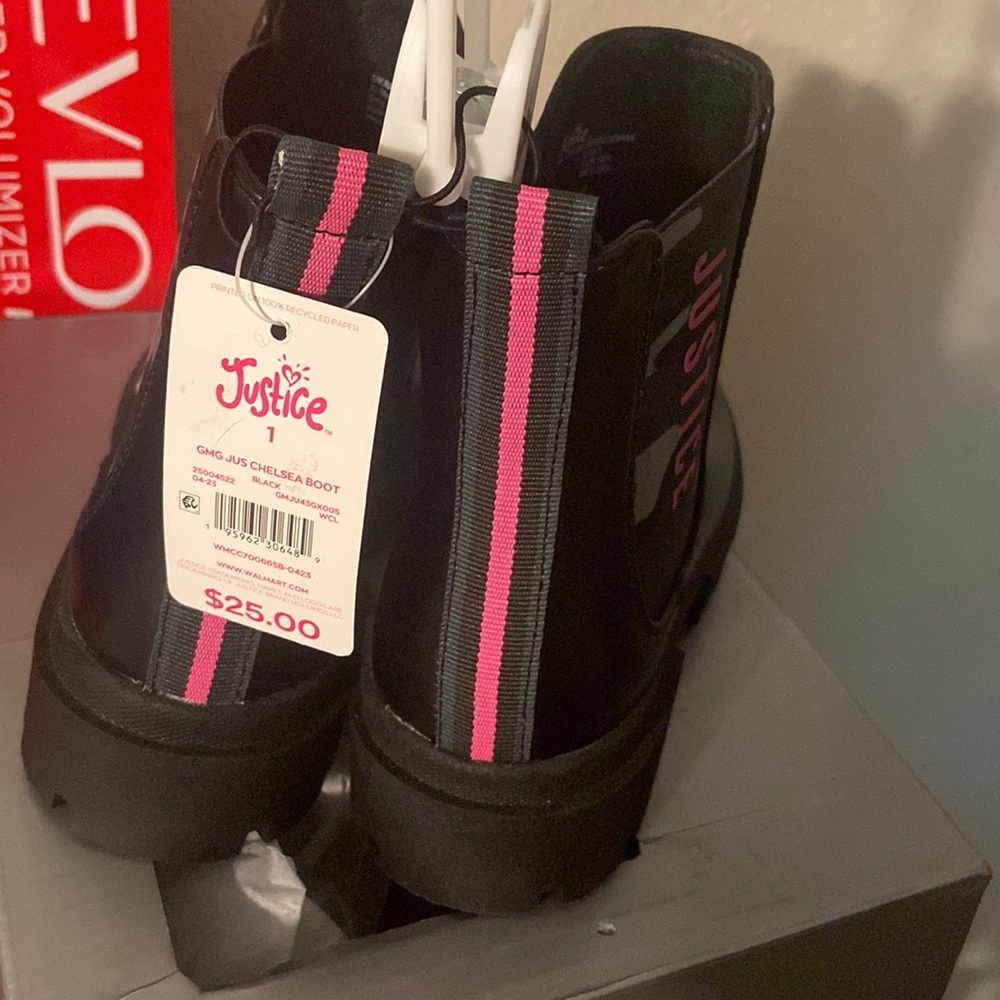 Justice low boots
